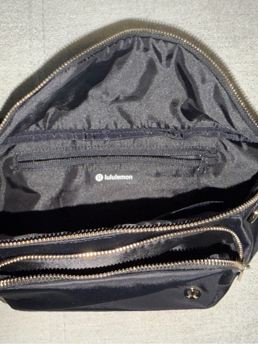 Everywhere Belt Bag Extra large 4L Lululemon Black Belt Bag - Picture 3 of 4